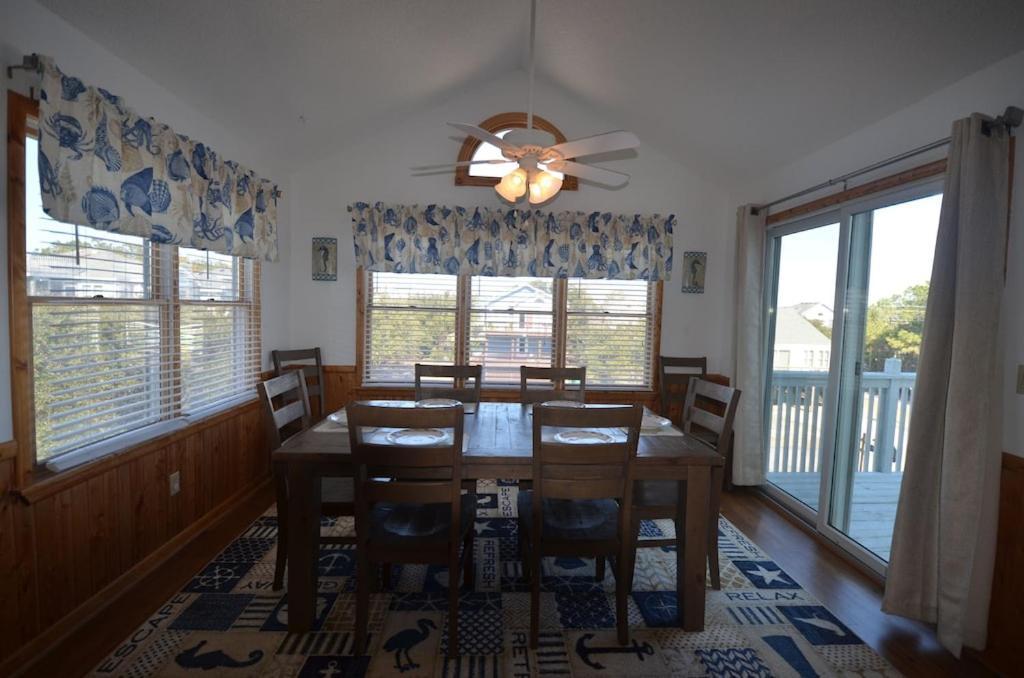 Obx Family Home With Pool - Pet Friendly - Close To Beach- Pool Open Late Apr Through Oct Corolla Extérieur photo